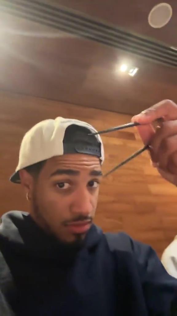 歸化歸化哈利伯頓這筷子拿的還挺標準?。?！