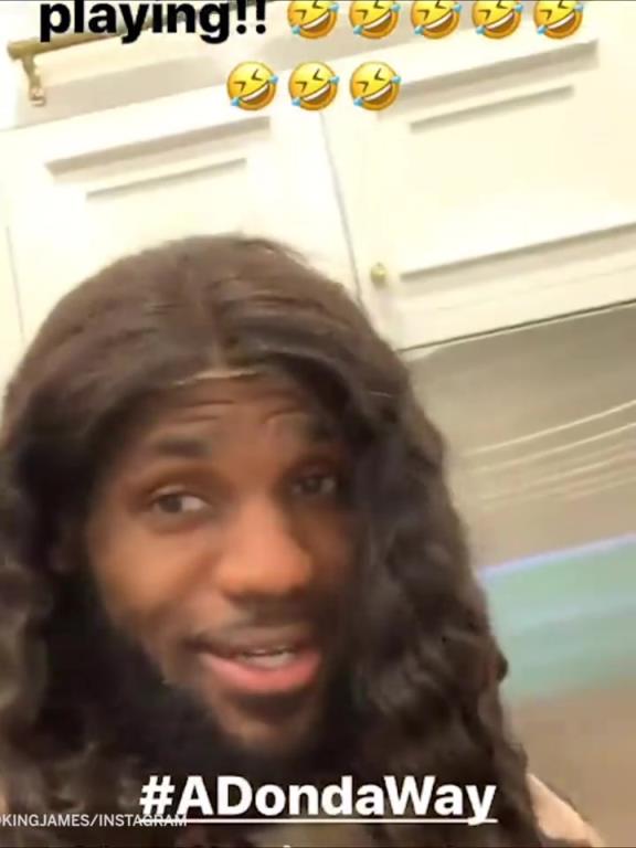 越看越炸裂！女裝老詹震驚眾人